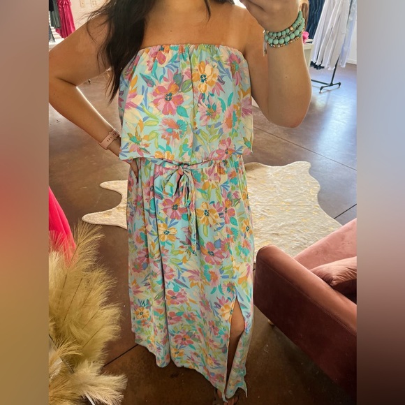 3/$25! NEW!! Emily Wonder Multi Floral Flounce Top Strapless Boutique Maxi Dress - Picture 9 of 9